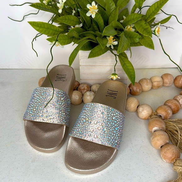 I.N.C. International Concepts Women s Peymin Pool Slides Sz 6 - Picture 1 of 7